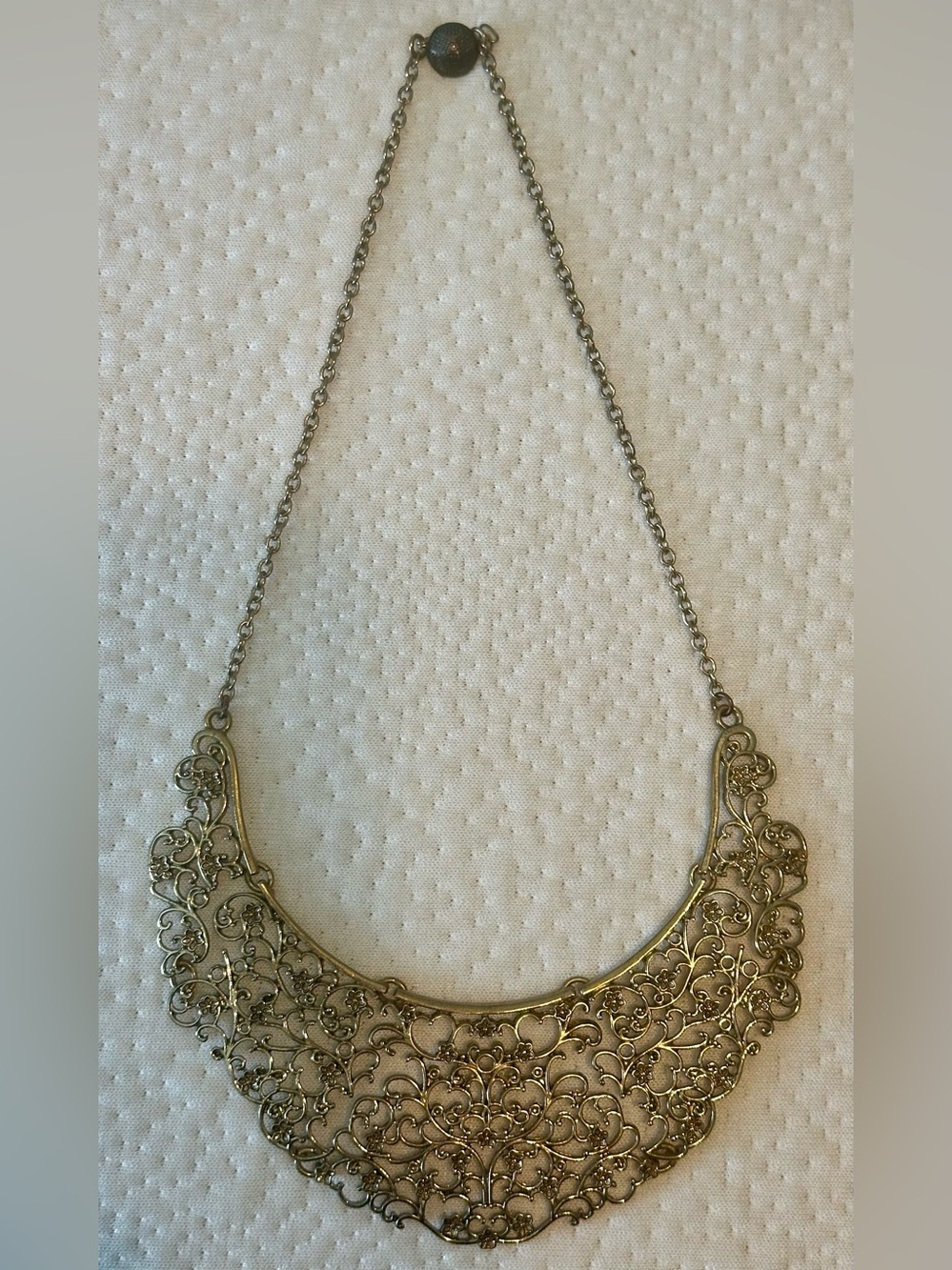 Forever 21 Filigree Statement Bib Necklace Goldtone filigree lace Detailing Cute